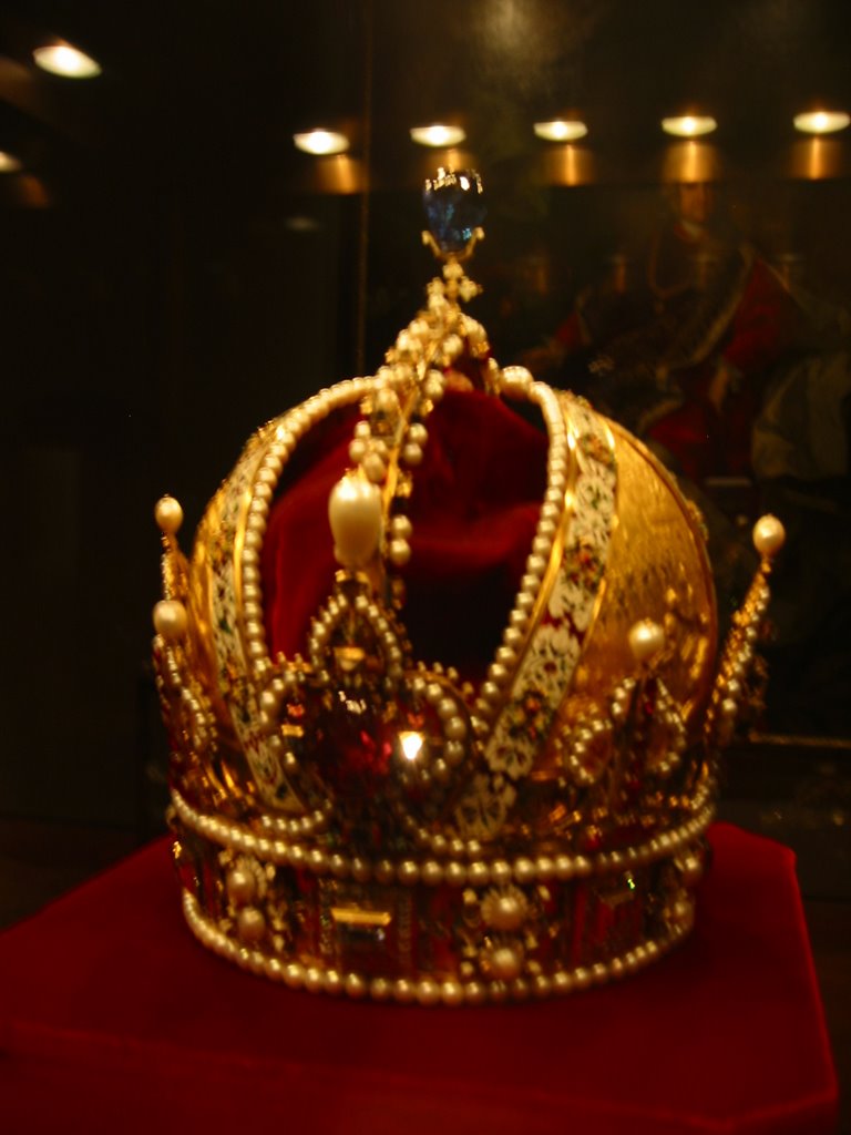 Vienna Treasury (royal crown) by Damobird