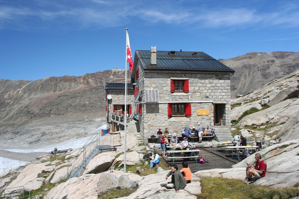 Monte Rosa Hütte by kuzniarpawel