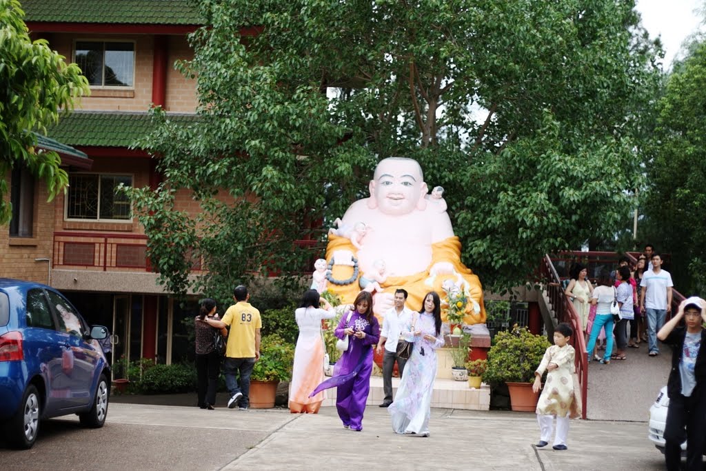 Chùa Phước Huệ - Phuoc Hue Buddhist Temple by Tu Nguyen