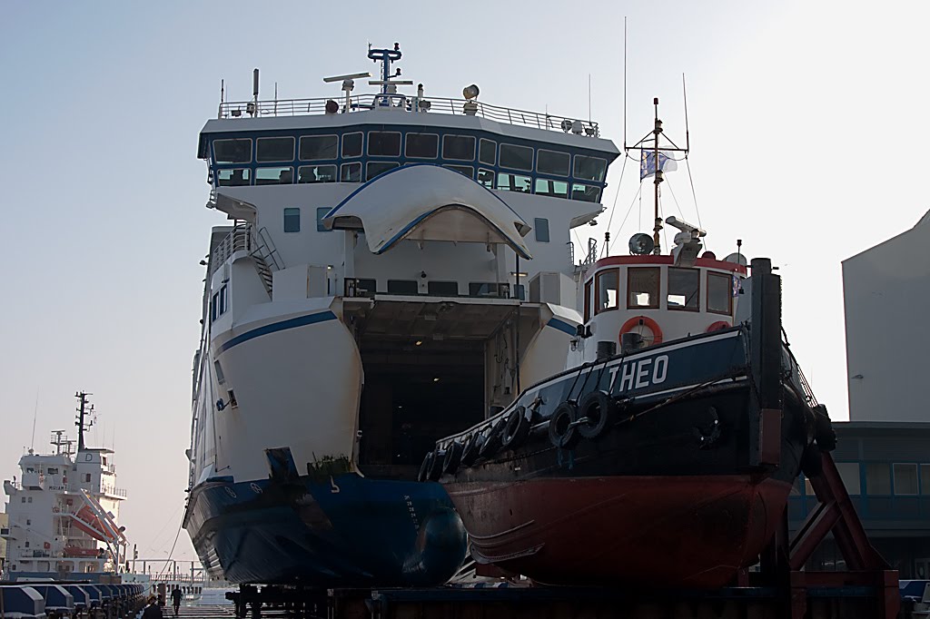 Sleepboot Theo & Veerboot Friesland by koorn117