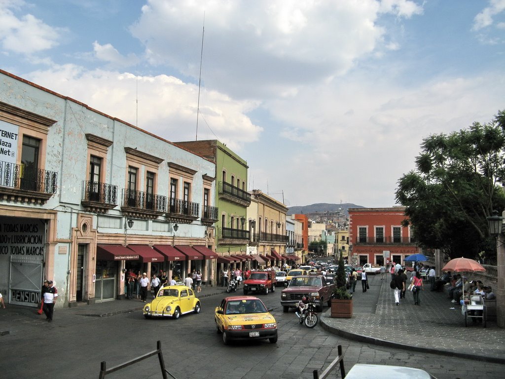 The street corner at Jardín Independéncia by fotokönig