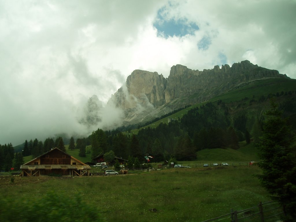 Dolomiti Mountains, Italy by ©junebug