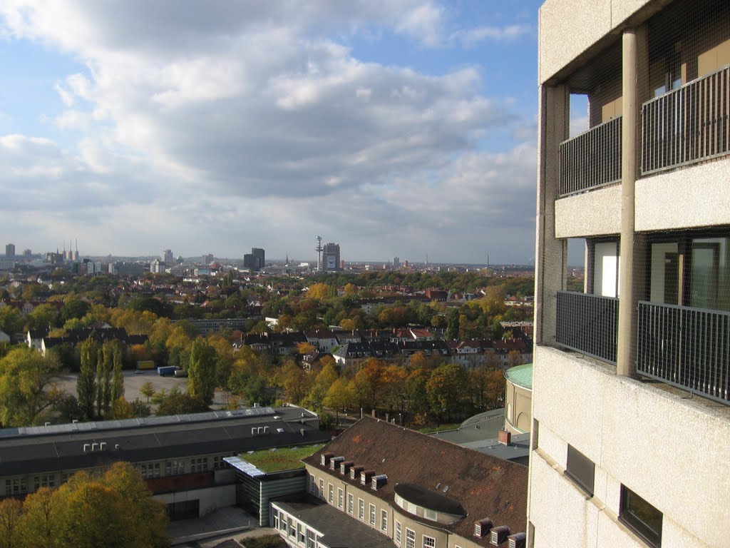 Hannover vom Hotel am Stadtpark by brickl