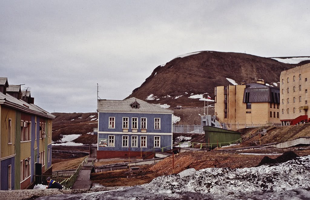 Barentsburg streetview by Sverre