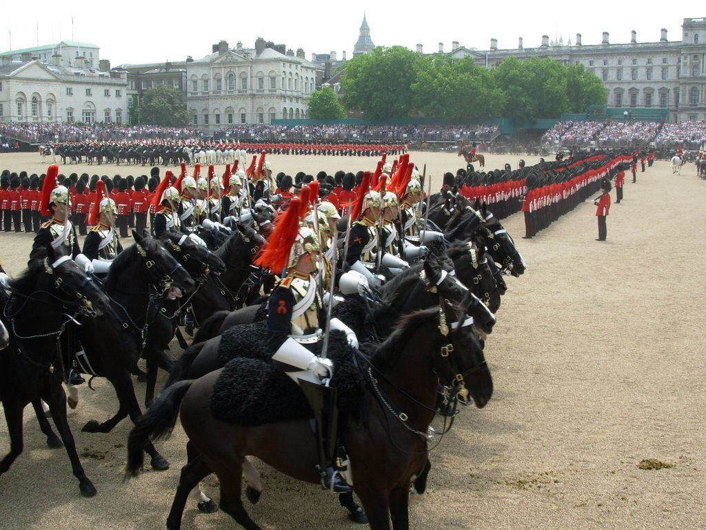 Trooping the Colour by twkey