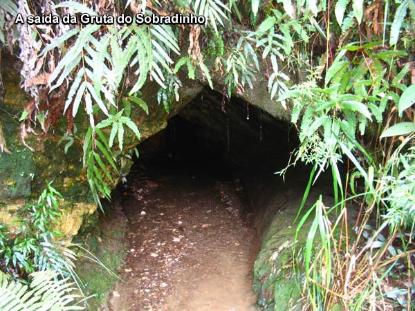 Saida da Gruta de Sobradinho by Rao Caiuá