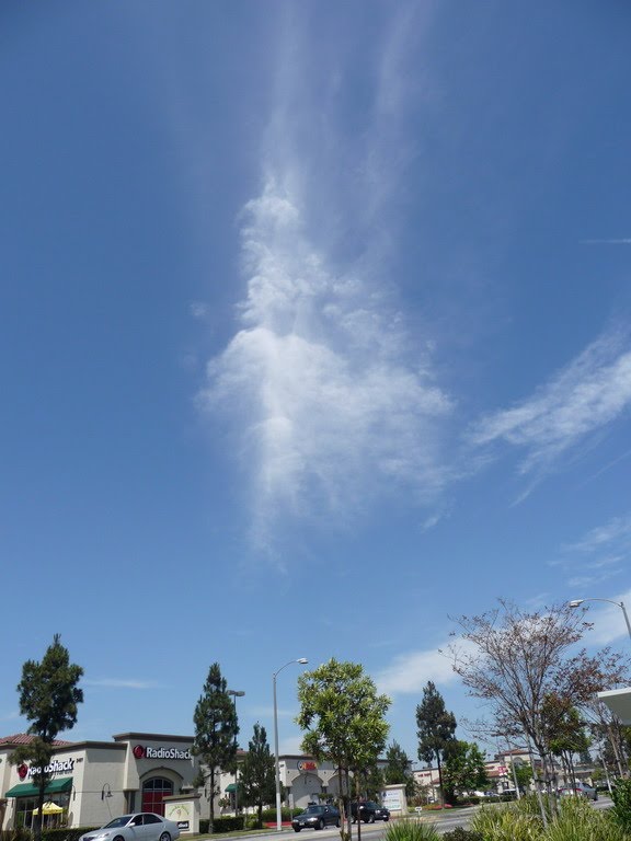 Clouds over Inglewood by grigarash