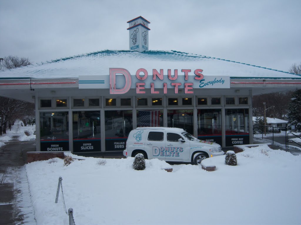 Donuts Delite Newly Reopened! by rocdude585