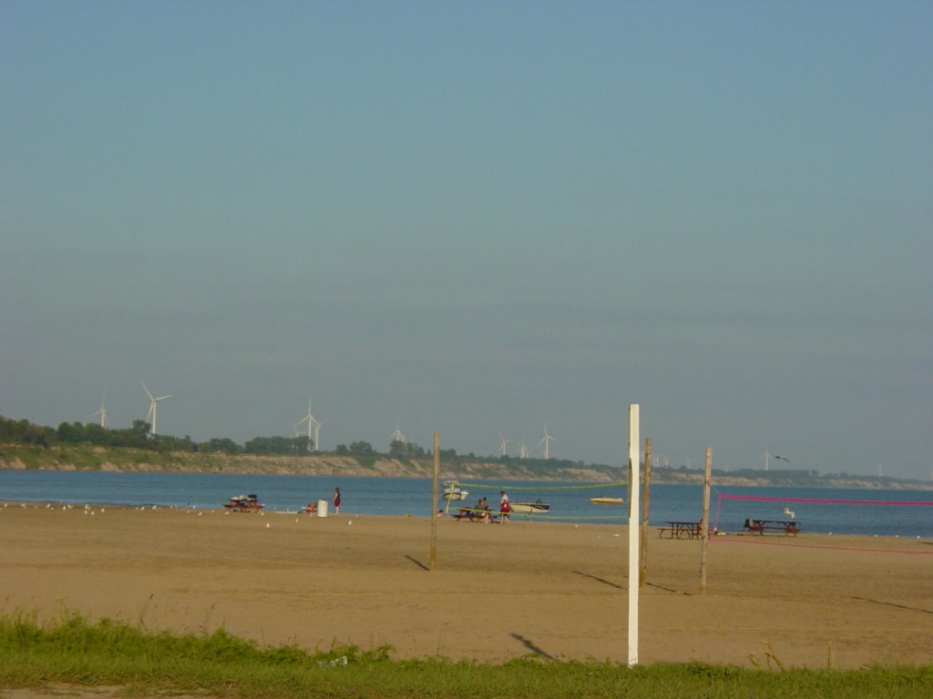 Port Burwell Beach with Windmills (facing East) by rwbradley