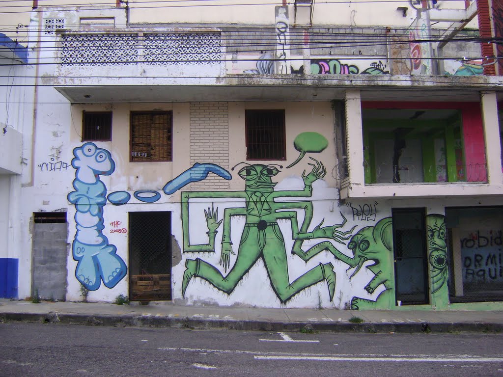 Graffiti o expresión gráfica urbana by LUIS PALMA