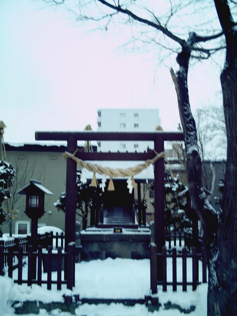 Sapporo Jinja Shrine (サッポロ神社)@Sapporo Beer Garten　(サッポロビール園) by mitsurukikkawa