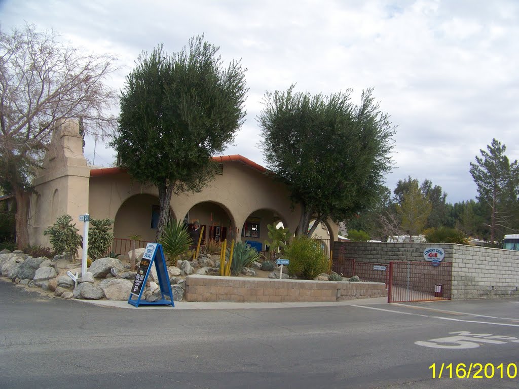 Country Store and Spa in Catalina Resort by Wester