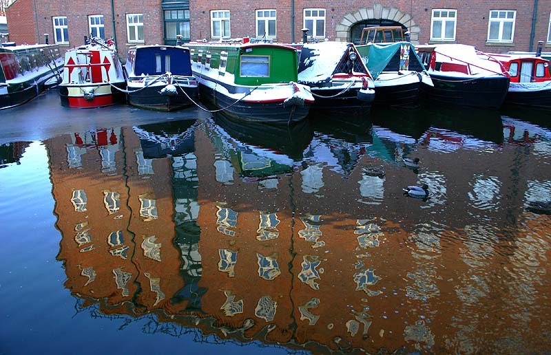 Hovis Mill, Macclesfield. by Peter Turner