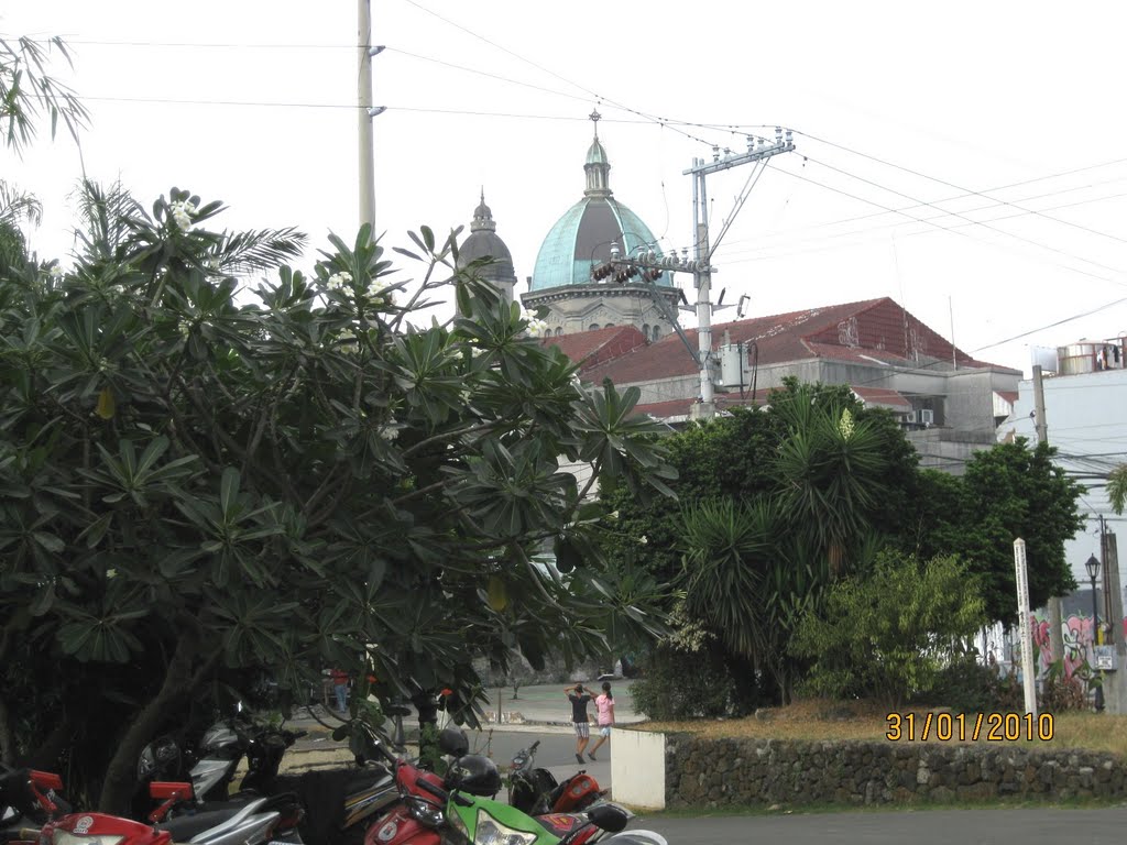 Intramuros. View of domes of the Manila Cathedral by Anuar T