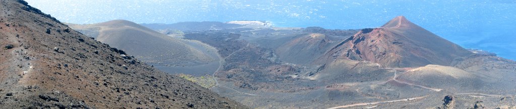 Volcán Teneguia by joan miquel