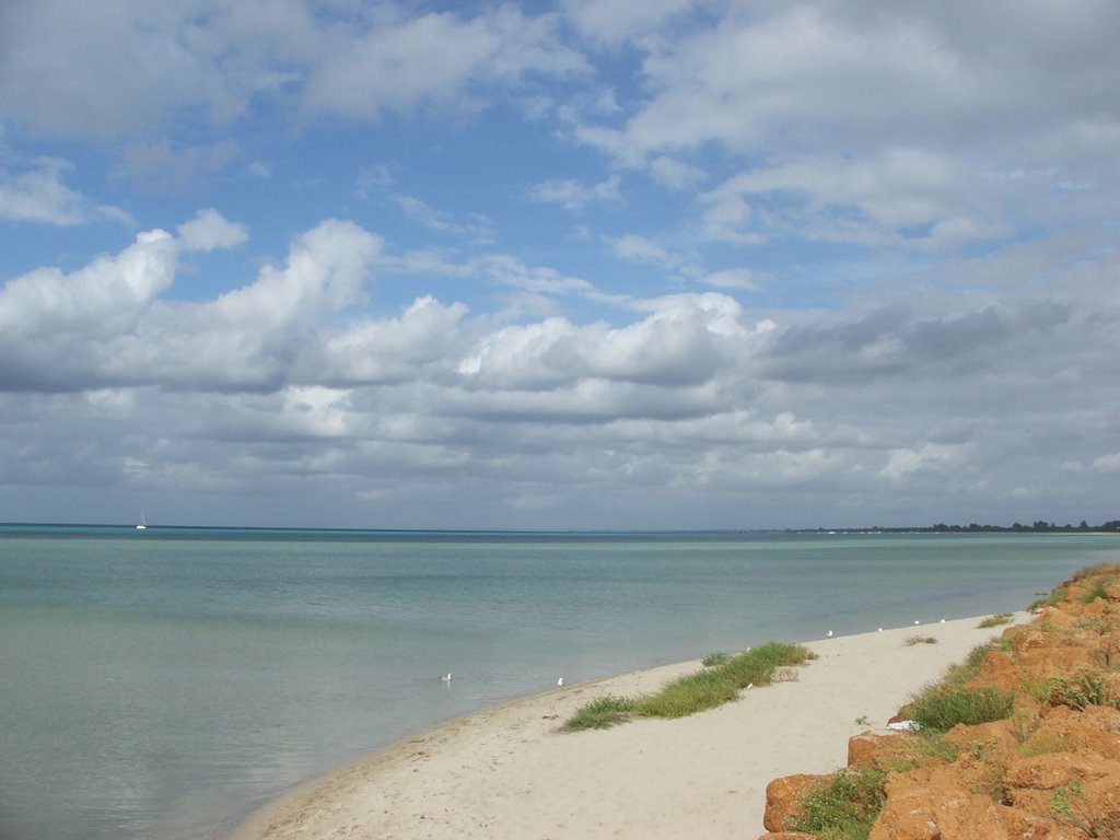 Dunsborough Beach by David Woodward