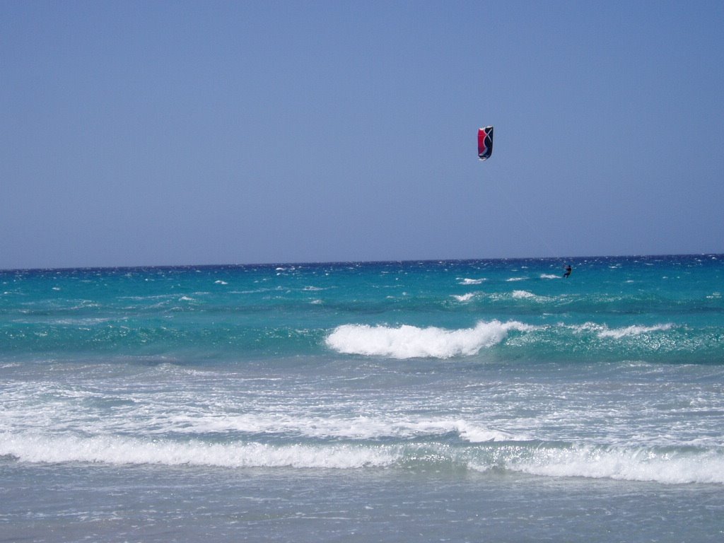 Kite Surfing by cristiano