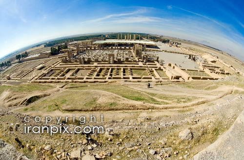 Overview over Persepolis, Iran by ramin dehdashti - Ir…