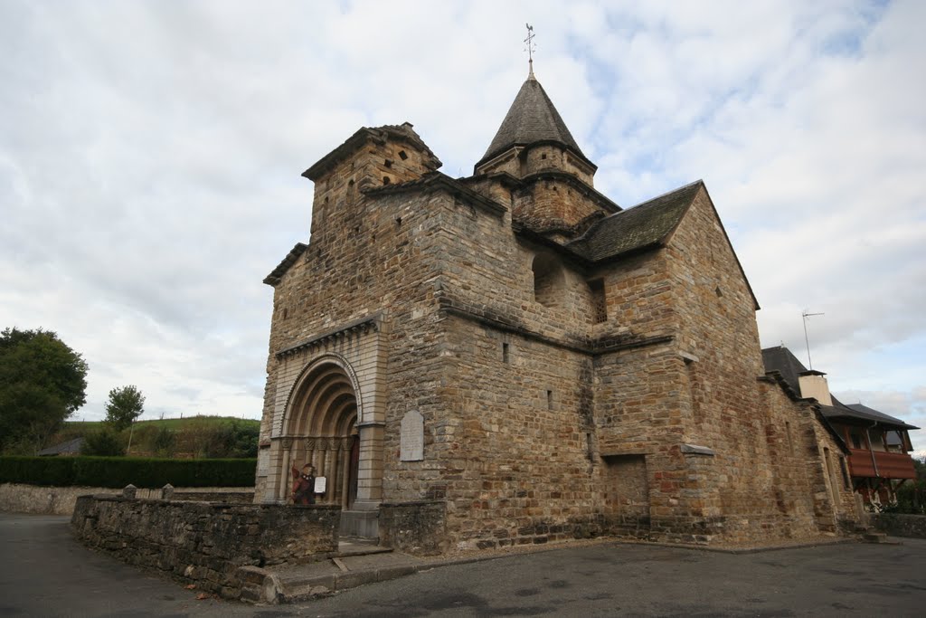 Hôpital Saint-Blaise by Alain Boulanger