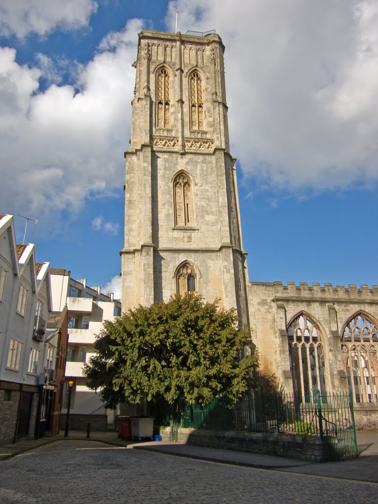 Leaning Tower of Temple Church 2010-02-20 by wambam23