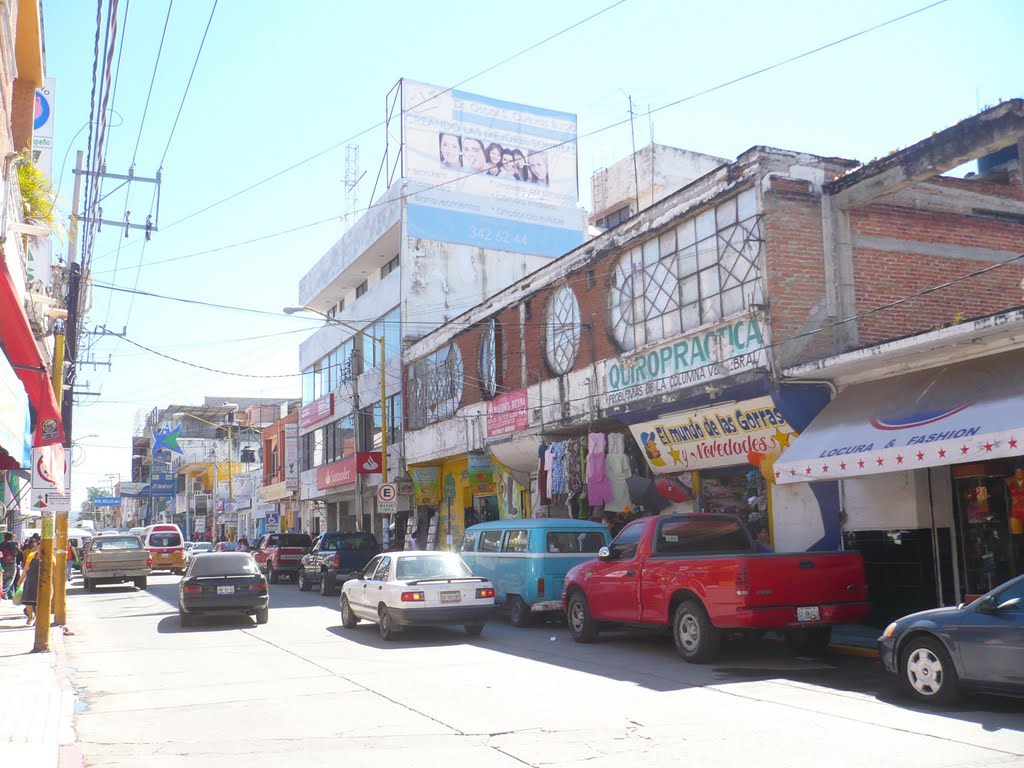 AV. CONSTITUCION DEL 57 HACIA EL NTE by Ludwig Camacho Reyes