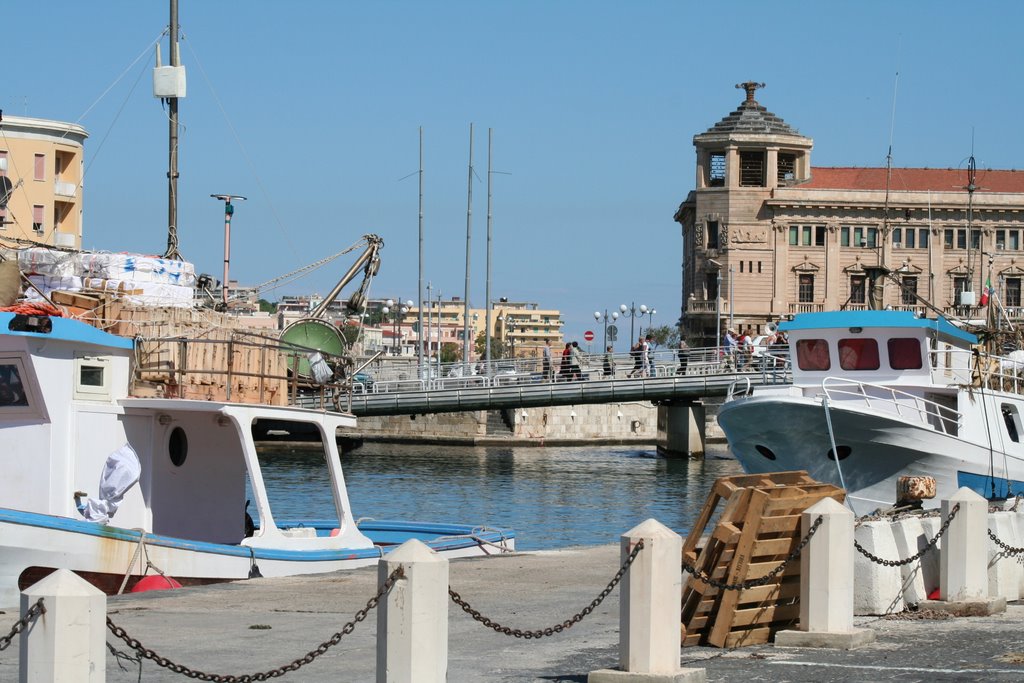 NEW BRIDGE S.LUCIA by Taverniti