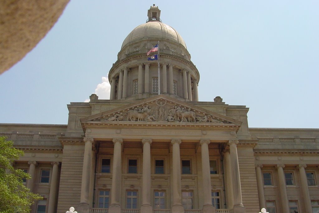 Kentucky State Capitol by smceuen