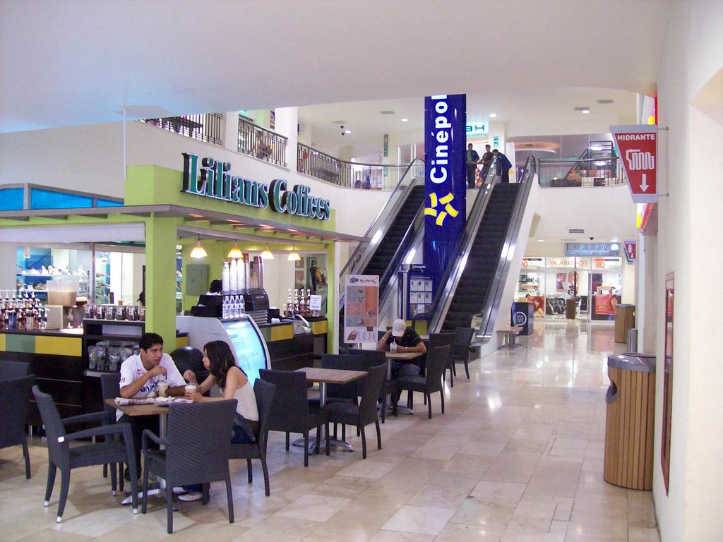 Plaza Alameda interior by walter51