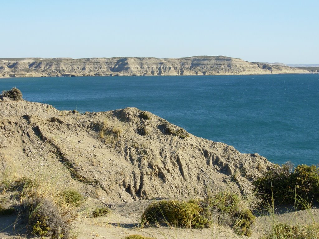 Puerto Pirámides, Chubut Province, Argentina by waltertw