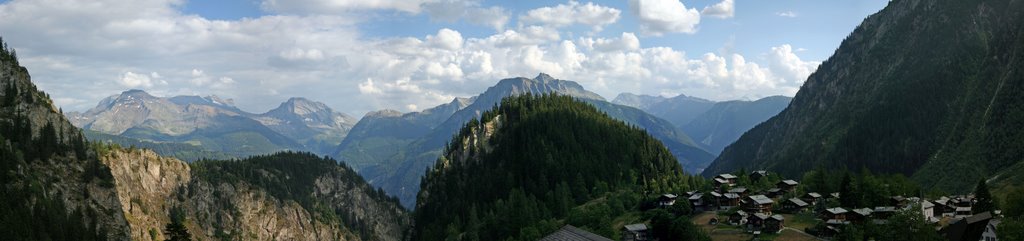 Panorama vanuit Blatten by Erik Noorman