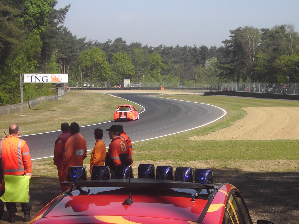 Circuit Zolder - towards Villeneuve chicane by Enidjo