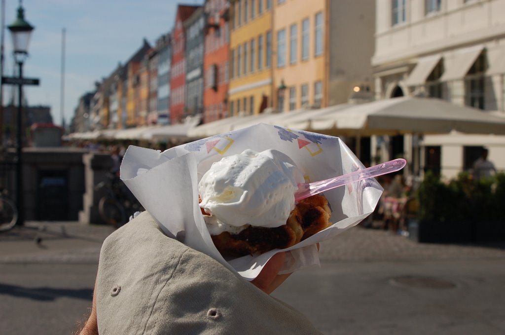 Kobenhavn, Nyhavn by Benkő Zoltán