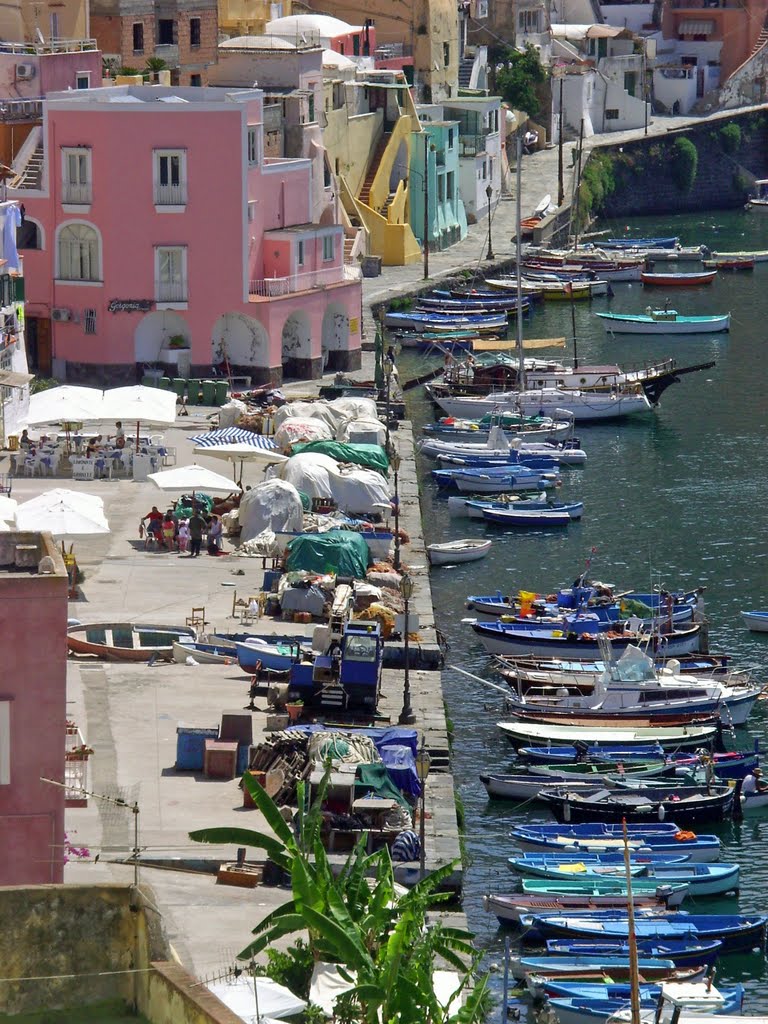 Procida (Na) / Coricella by Rolf Perré