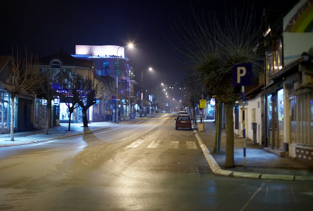 Vranje, Glavna ulica noću by rista