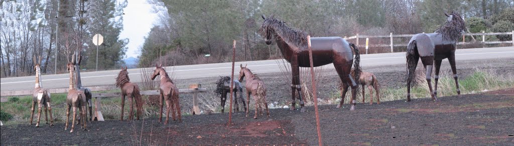 Escultura metalica (metal sculpture) by Werner R. Corletto Palma