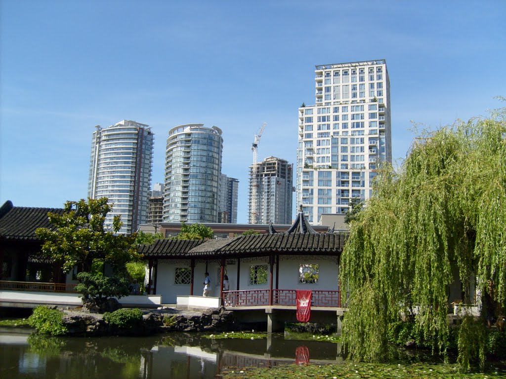 Vancouver: Dr Sun Yat-Sen Chinese Classical Garden by elmambo