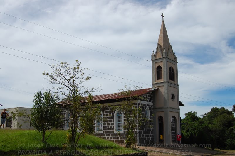 Igreja Católica de Alto Padre Eterno, localidade de Santa Maria do Herval (RS) by Jorge Luís Stocker Jr [thesapox]