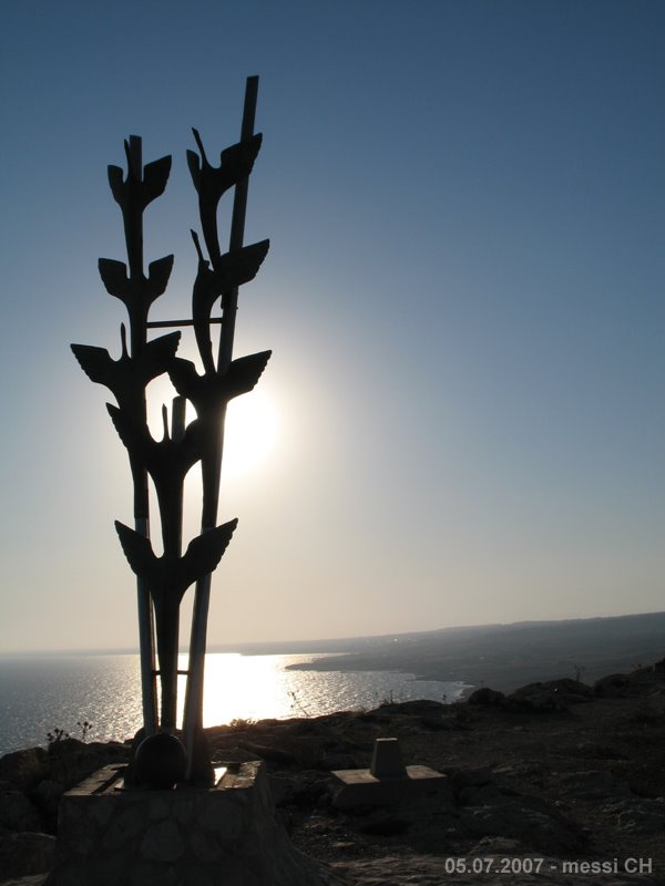 (messi07) Cavo Gkreko – sculpture at the viewpoint [290°] by ©polytropos