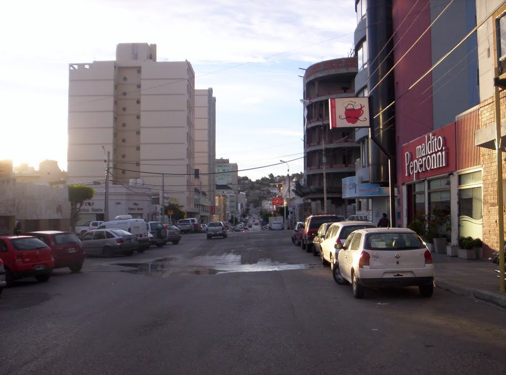 Los Torracas y el Tipac dominando la calle Sarmiento by REgonce