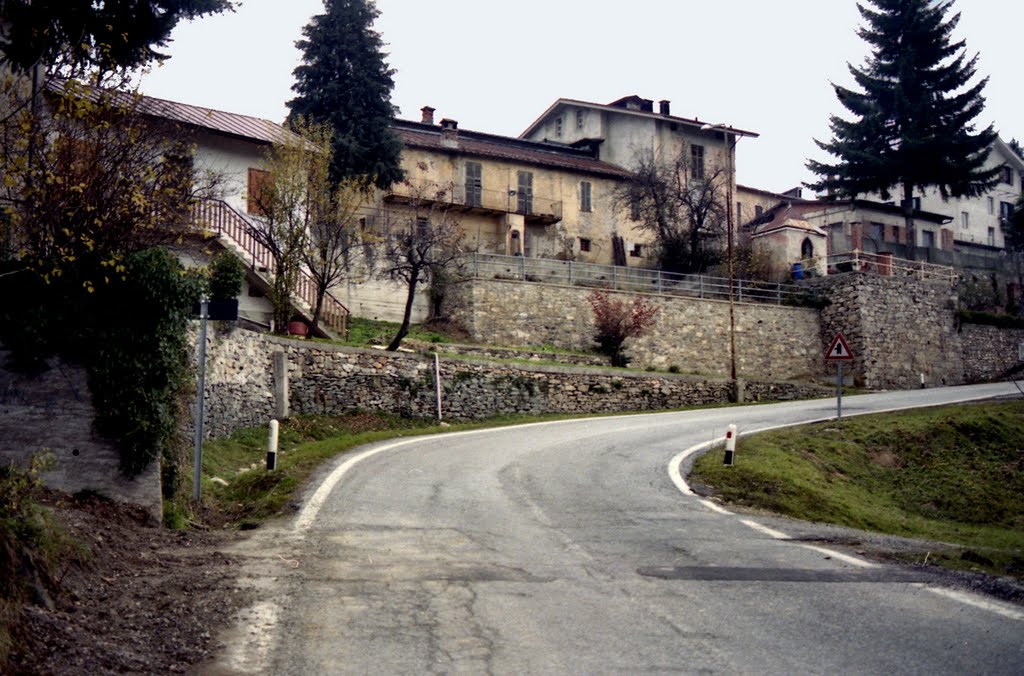 Serra di Pamparato - ex asilo by gianpaolonasi