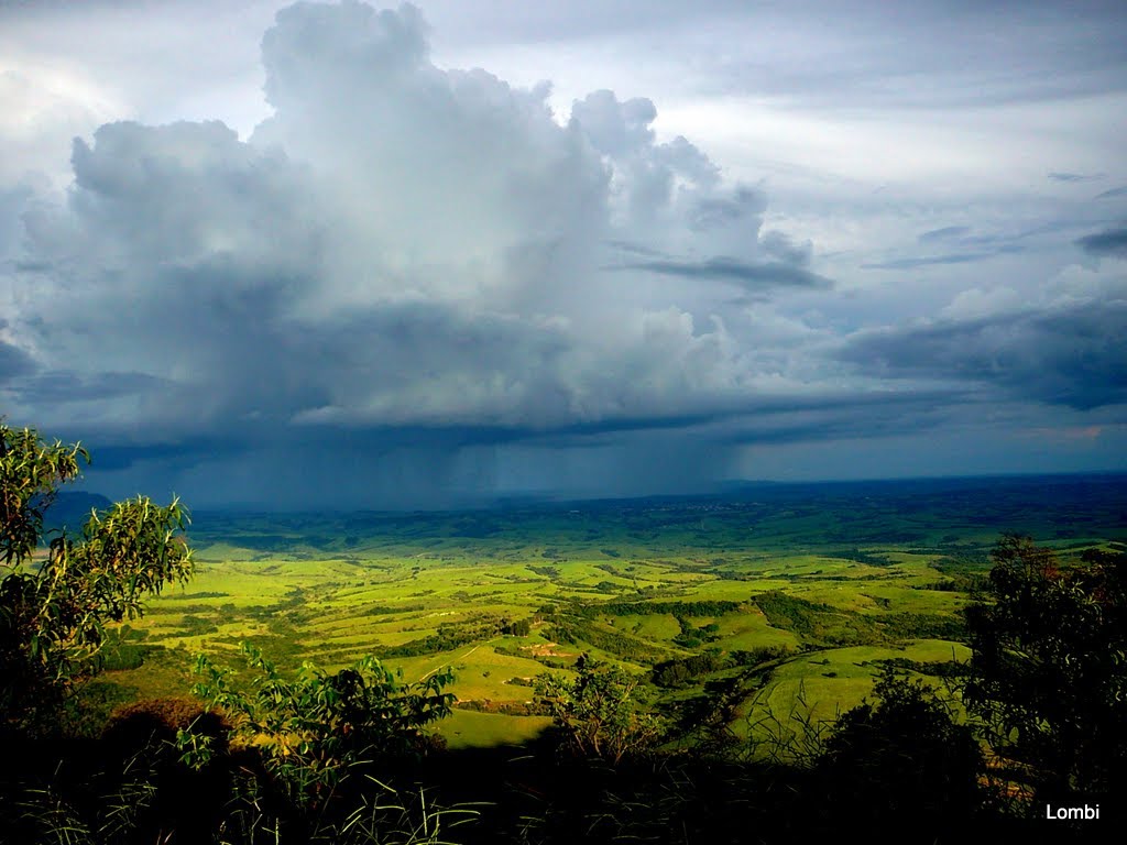 Chega o sol de finzinho da tarde pra deixar a paisagem mais bonita! by Marcelo Luiz Lombi