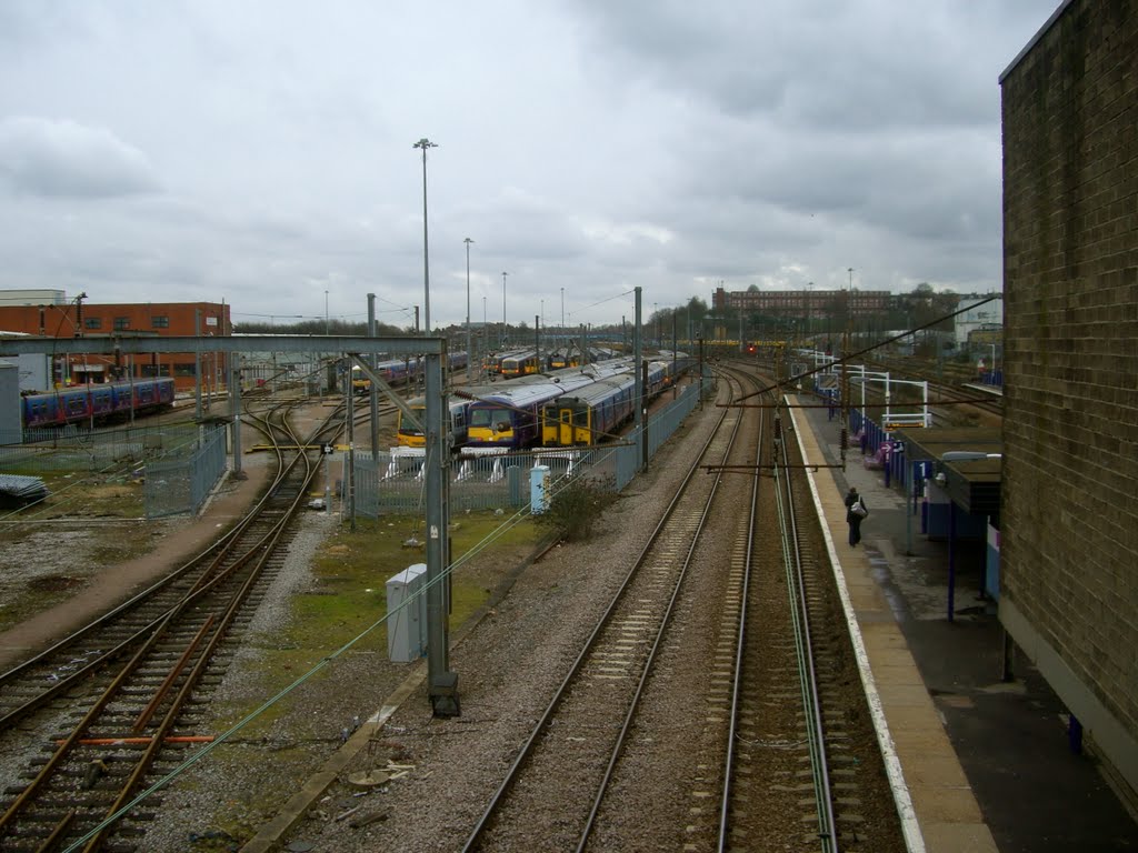 Hornsey Rail Station by turnpikelane