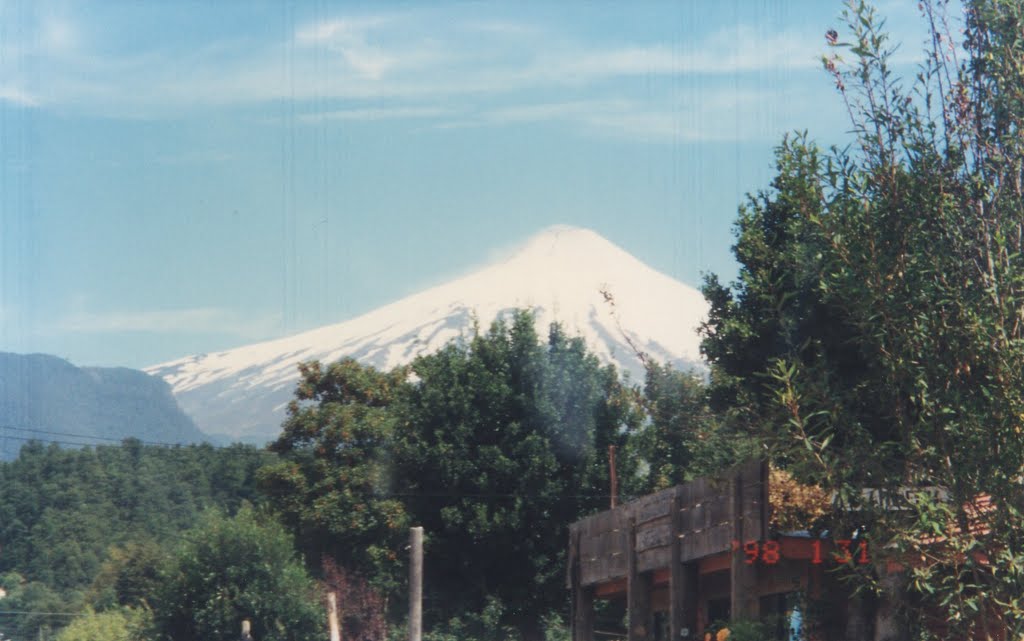 Vulcão Vila Rica (1998) by Eduardo Grigôlo