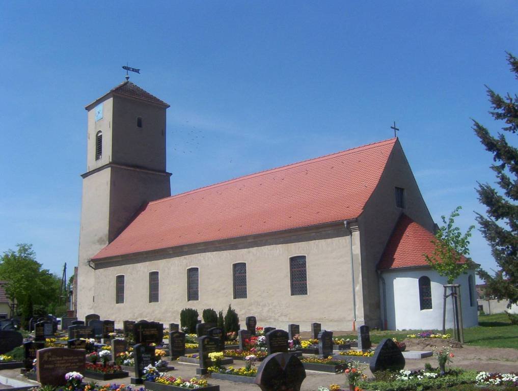 Kirche in Cammer by Bernd Kuhnt