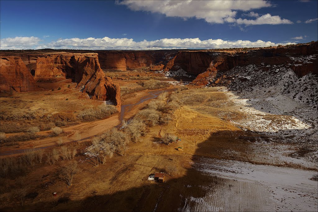 Canyon de Chelly by Vadim Balakin