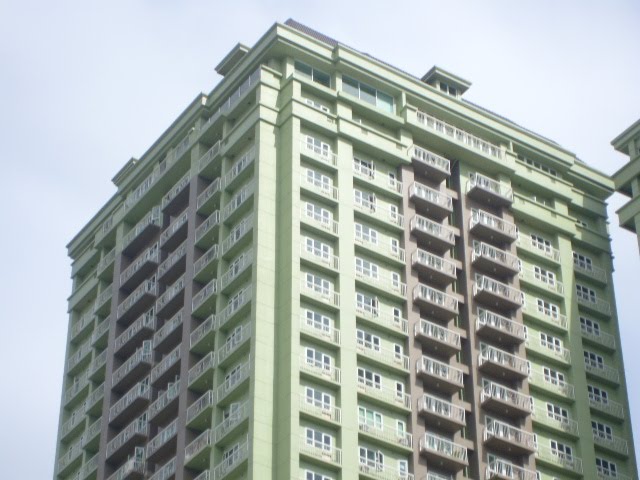 Condo unit for rent by burn5664