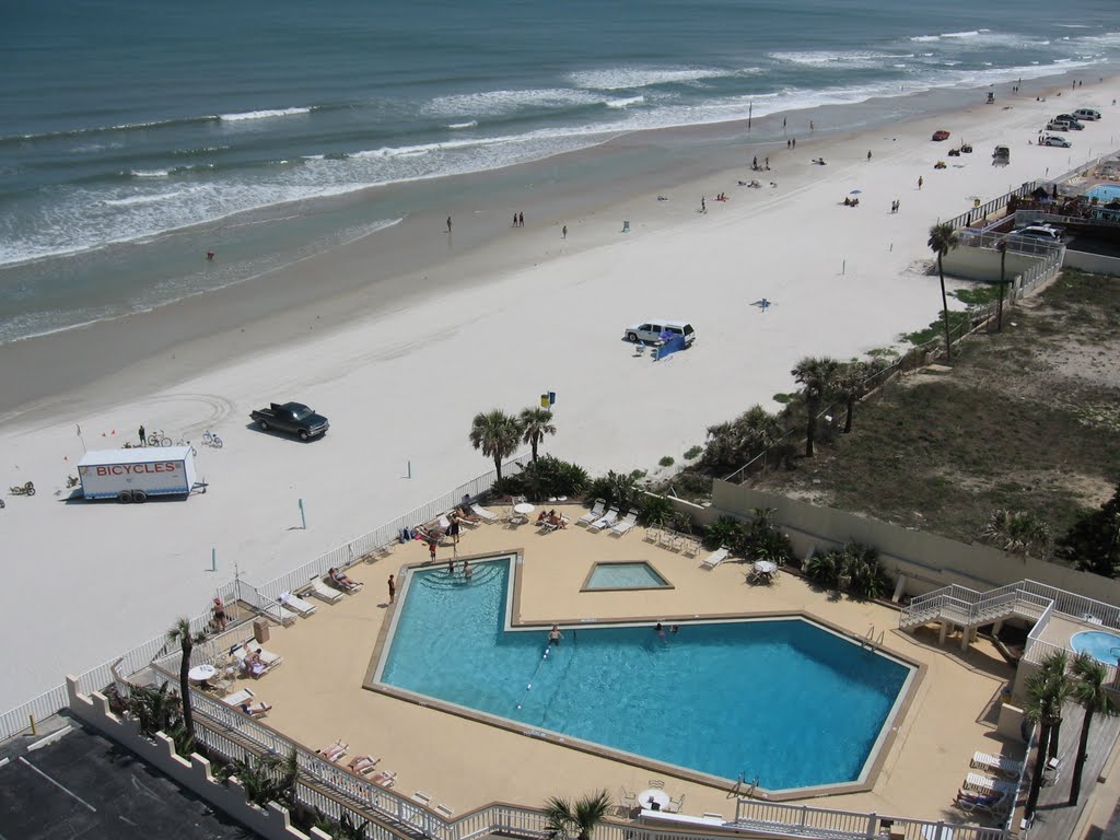 Daytona Beach, Florida, USA by okkaribe