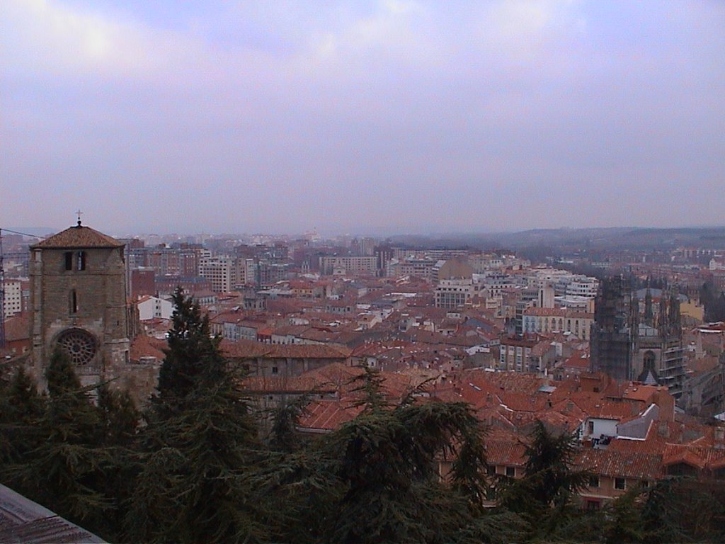 Mirador de Burgos by Miguel [cycvision]