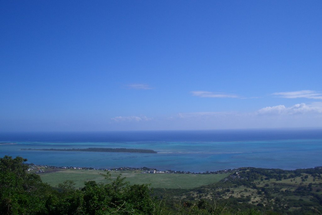 Isla de los cocos by Hiballa