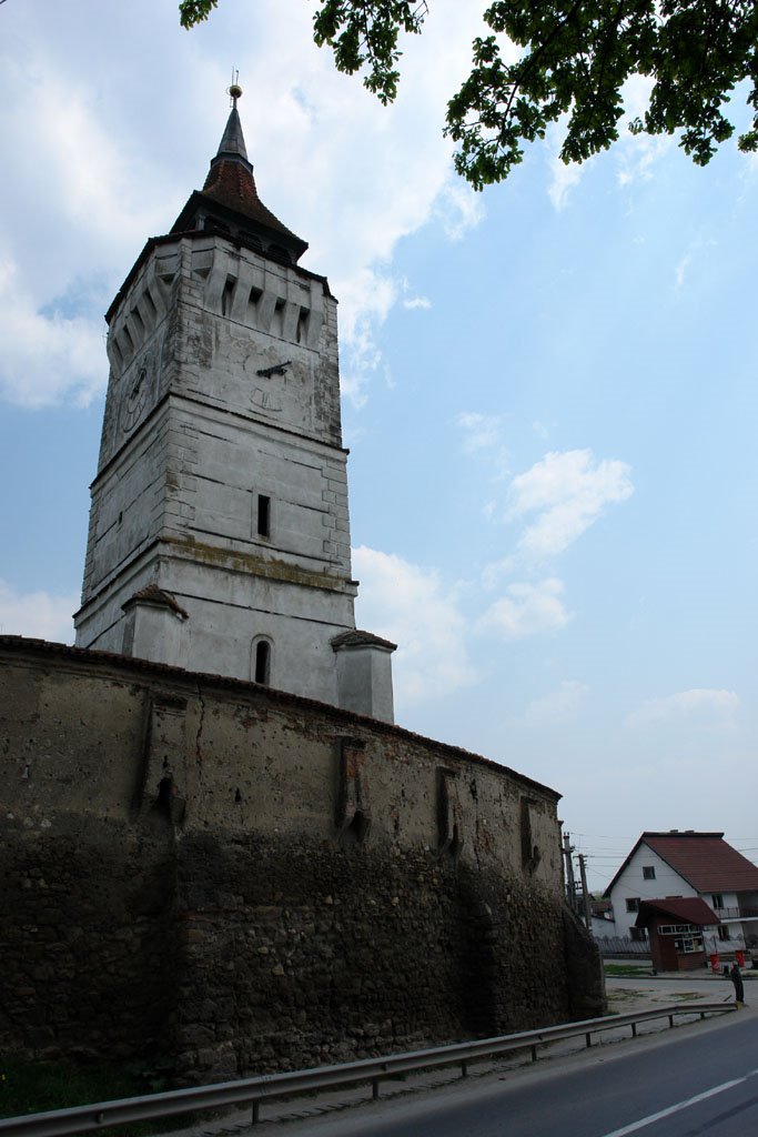 Rotbav - Fortified Church by mariantita